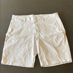 Men's Stylish White Flat Front Shorts